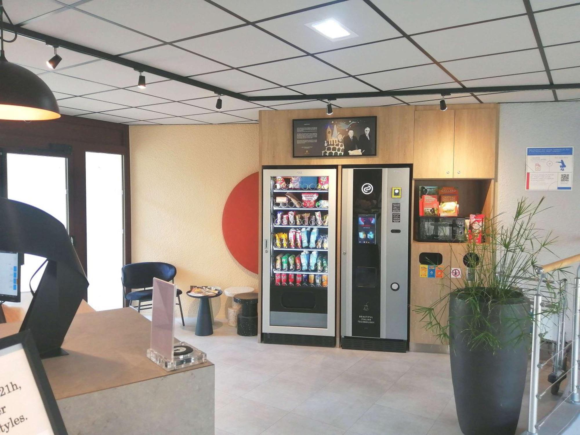 Ibis Budget Tours Sud Chambray-les-Tours Exterior photo